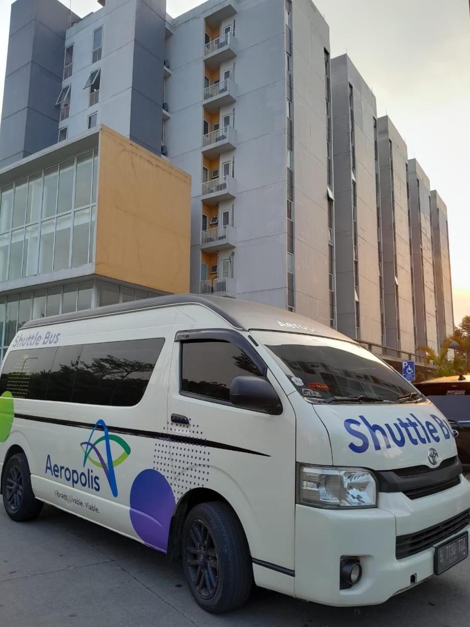 Nature Inn Aeropolis Ar3 Tangerang Eksteriør bilde